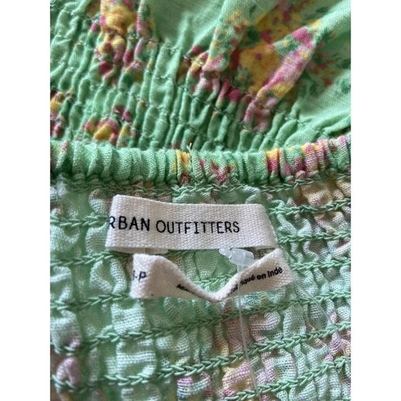 NWT Urban Outfitters Shirt Smocked Poof Sleeve Linen Green Pink Floral S New - Picture 3 of 4